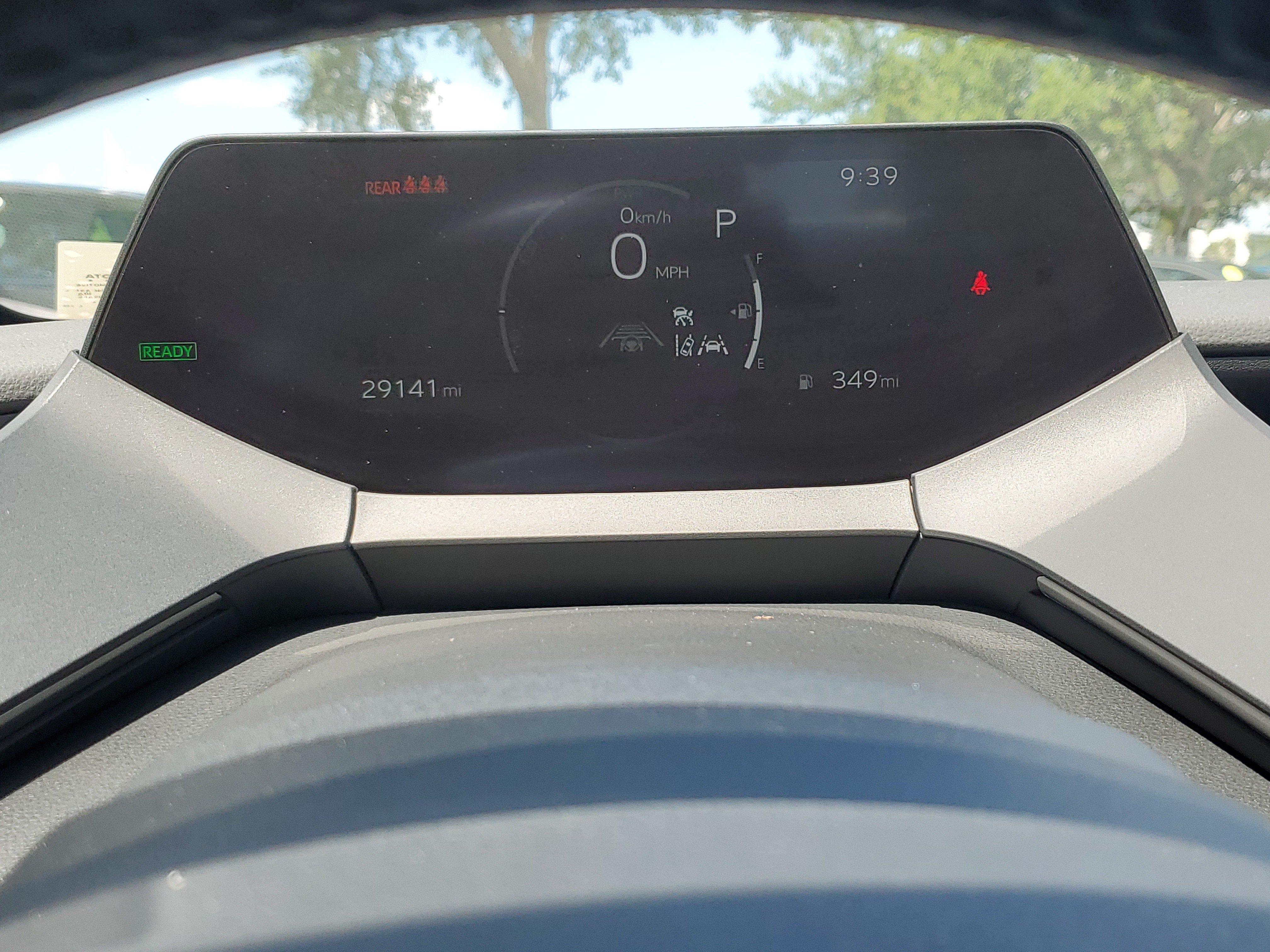 Certified 2024 Toyota Prius LE FWD image 25