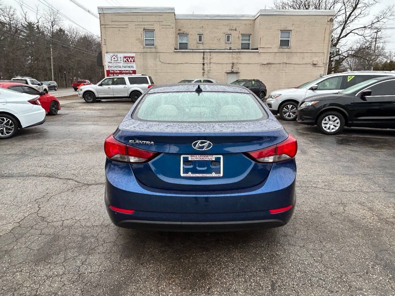 Used 2016 Hyundai Elantra SE image 11