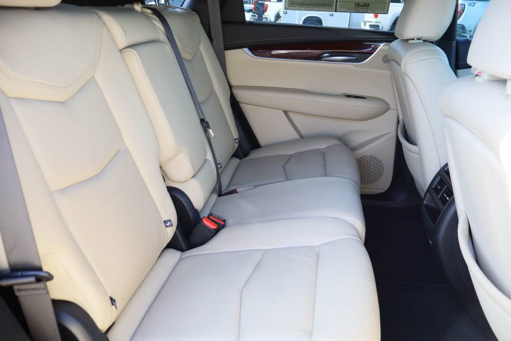 Certified 2018 Cadillac XT5 Luxury image 26