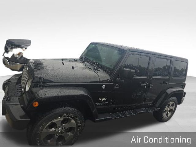 Used 2017 Jeep Wrangler Unlimited Sahara w/ Connectivity Group AWD/4WD image 13