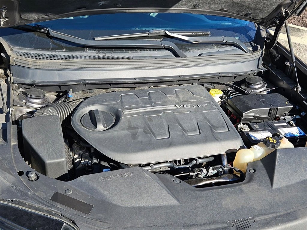 Used 2019 Jeep Cherokee Limited image 29