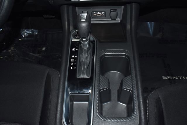 Used 2025 Nissan Sentra SV image 19