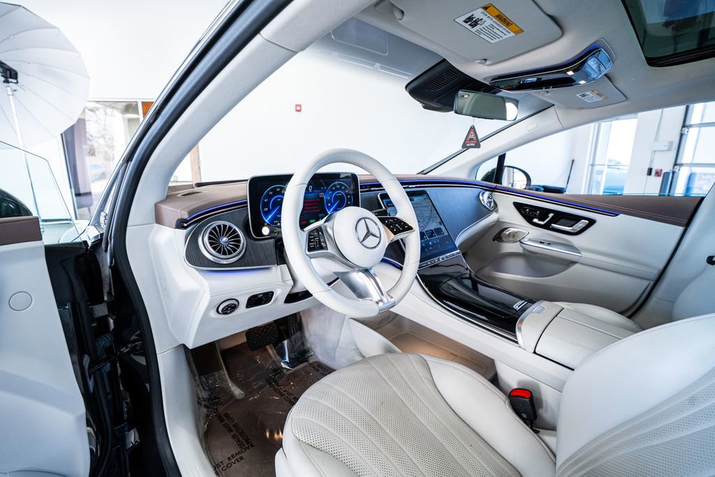 Used 2023 Mercedes-Benz EQE 350+ 4MATIC Sedan image 34