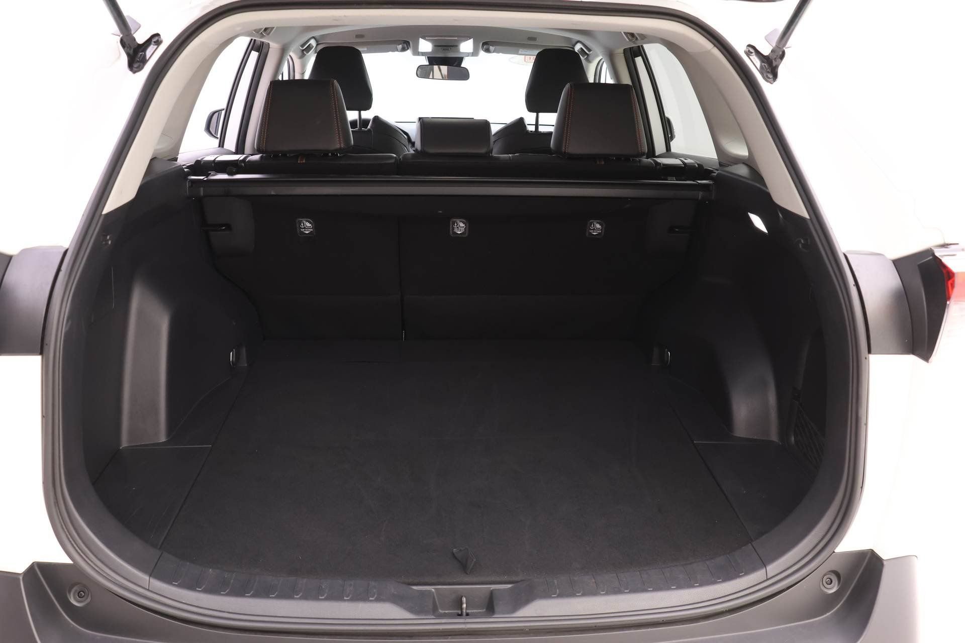 Used 2024 Toyota RAV4 Adventure image 15