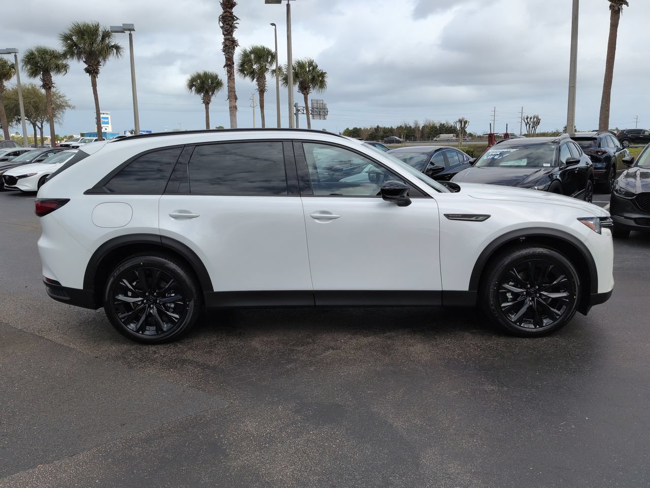 New 2026 MAZDA CX-90 Plug-In Hybrid w/Premium Sport AWD/4WD image 3