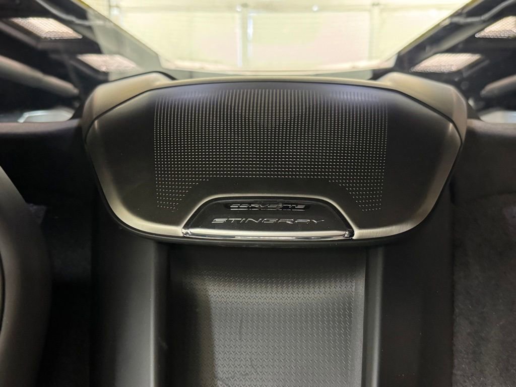 Used 2024 Chevrolet Corvette Stingray Premium Cpe w/ Z51 Performance Package RWD image 19