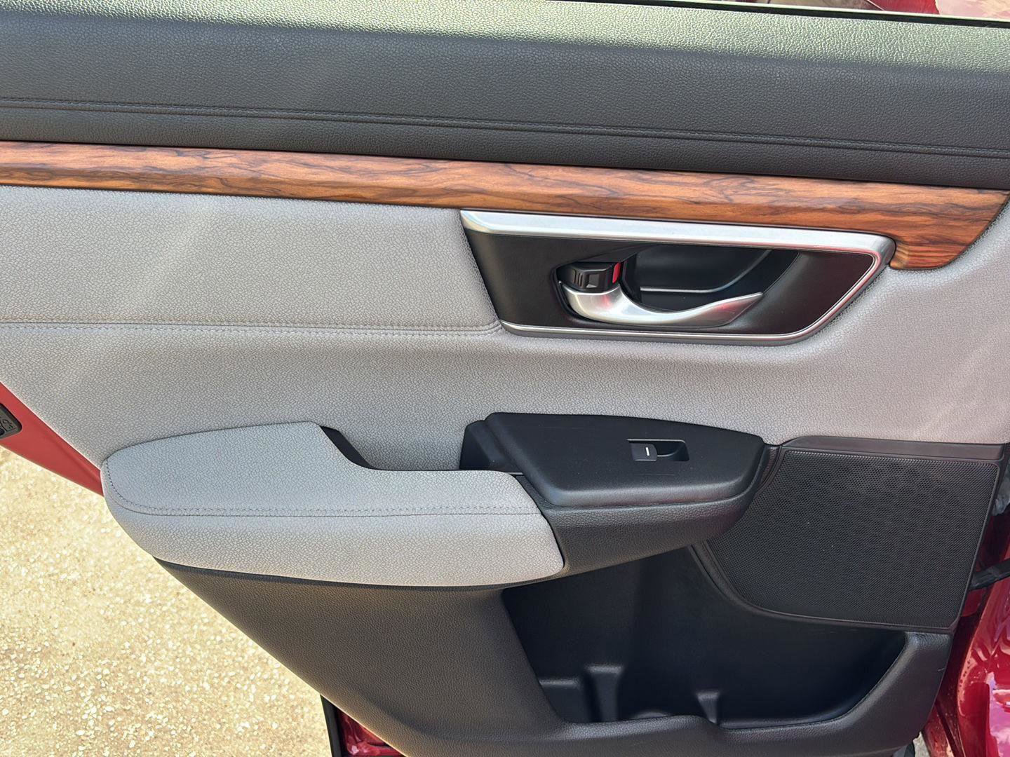 Used 2021 Honda CR-V EX image 16