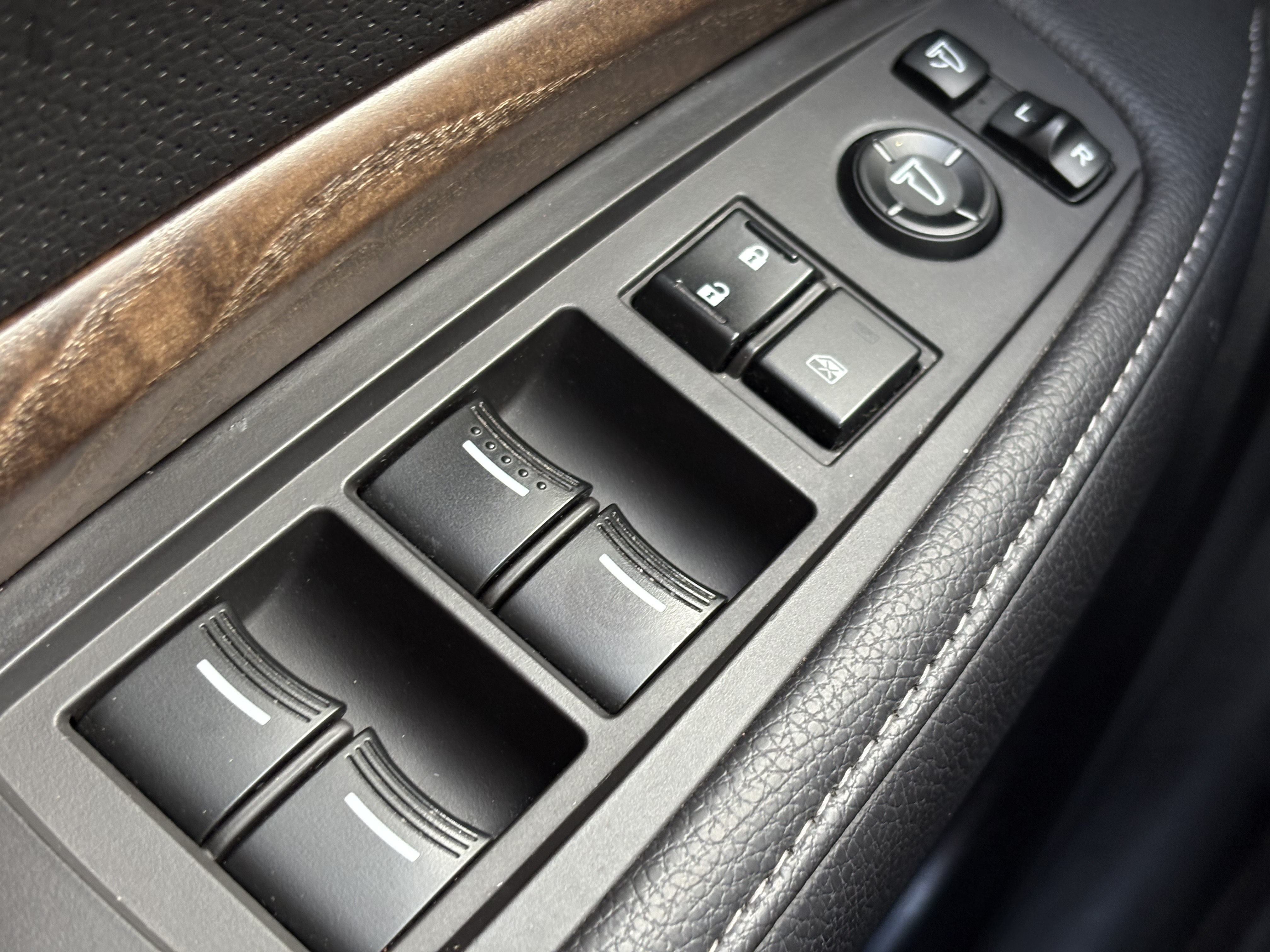 Used 2019 Acura MDX SH-AWD w/ Technology Package image 29