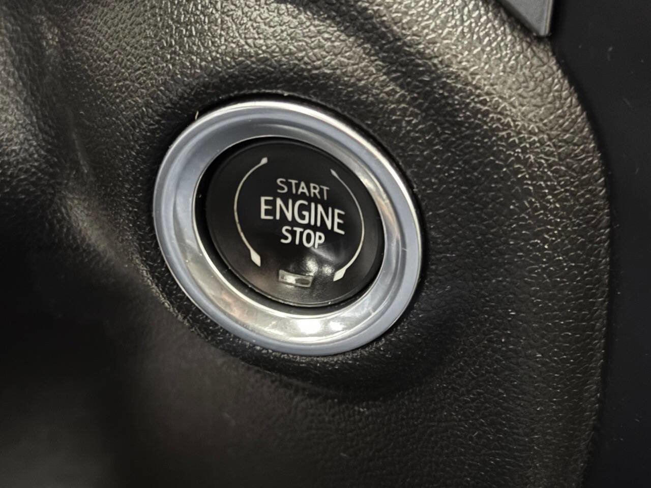 Used 2019 Chevrolet Silverado 1500 RST image 46