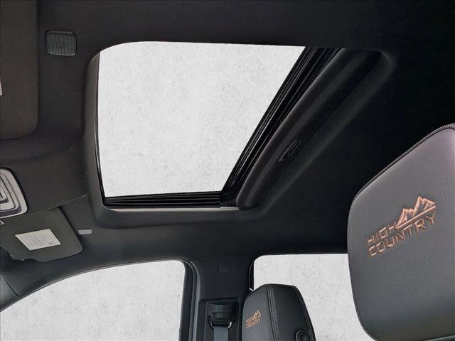 Used 2026 Chevrolet Silverado 2500 High Country w/ High Country Premium Package image 18