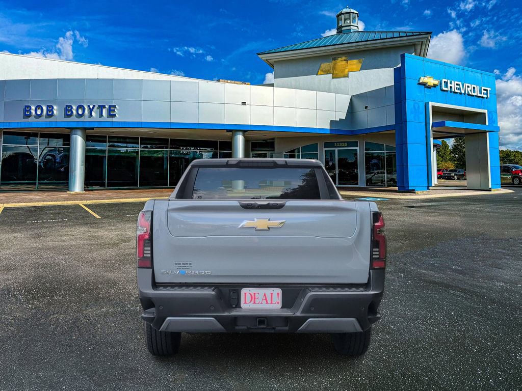 New 2025 Chevrolet Silverado EV LT AWD/4WD image 4