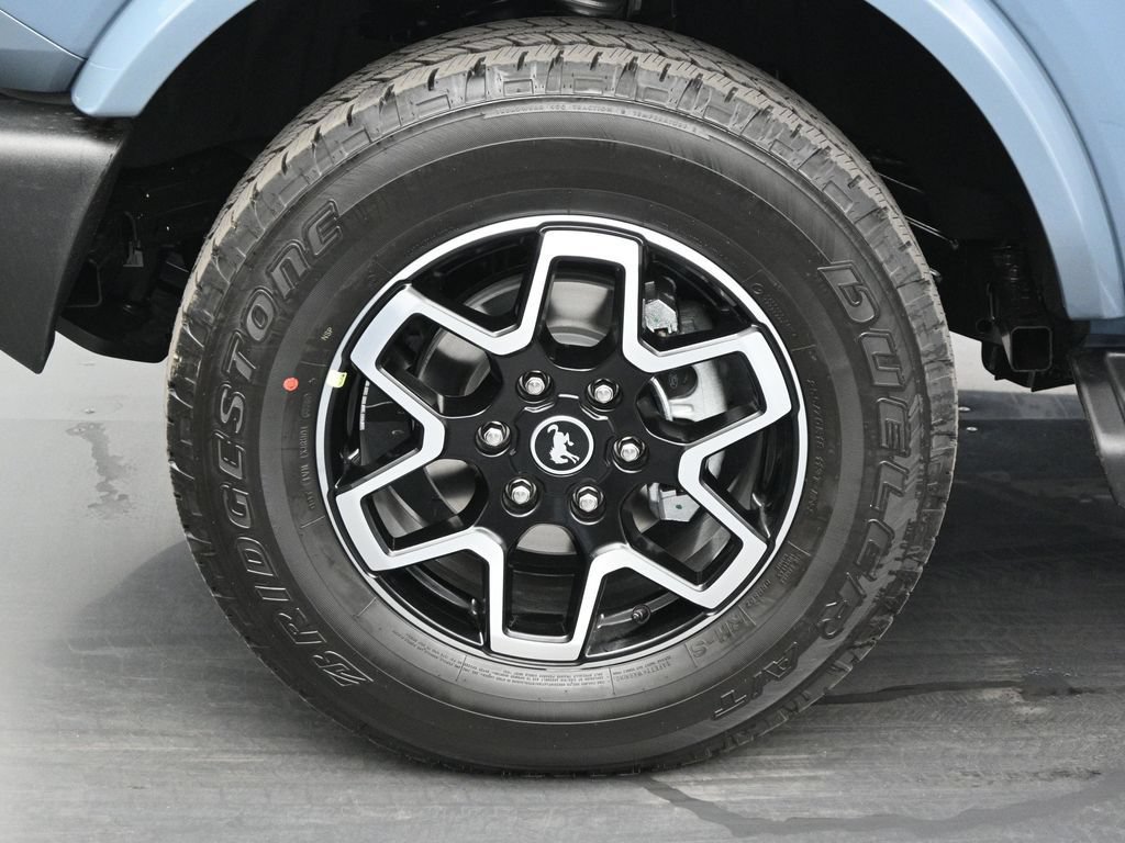 New 2025 Ford Bronco Outer Banks AWD/4WD image 28