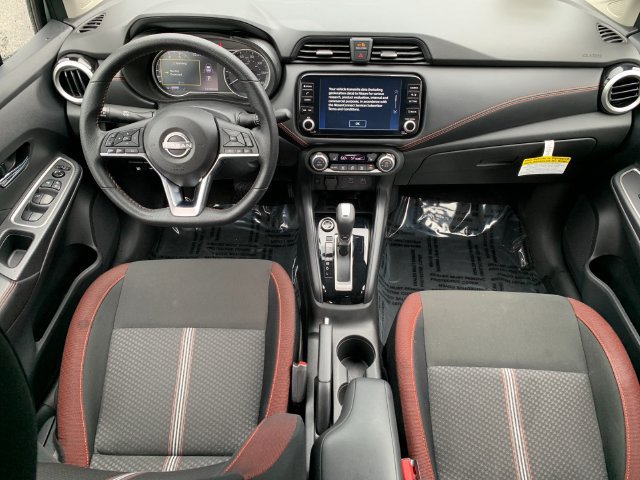 Used 2025 Nissan Versa SR w/ Trunk Package FWD image 15