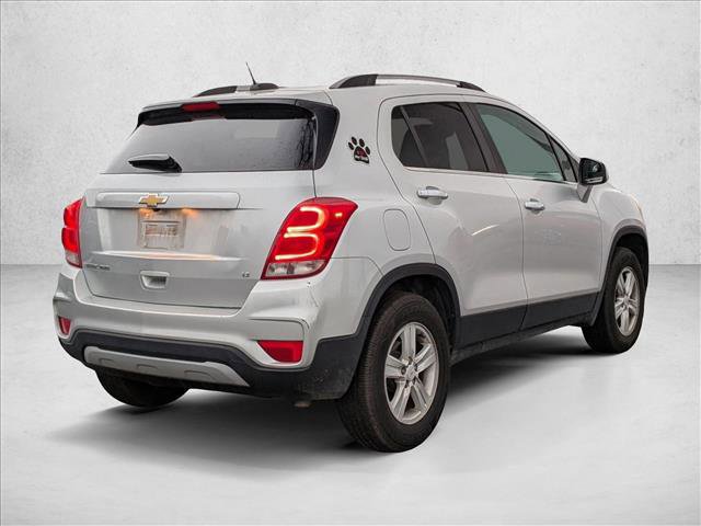 Used 2020 Chevrolet Trax LT w/ LT Convenience Package image 5