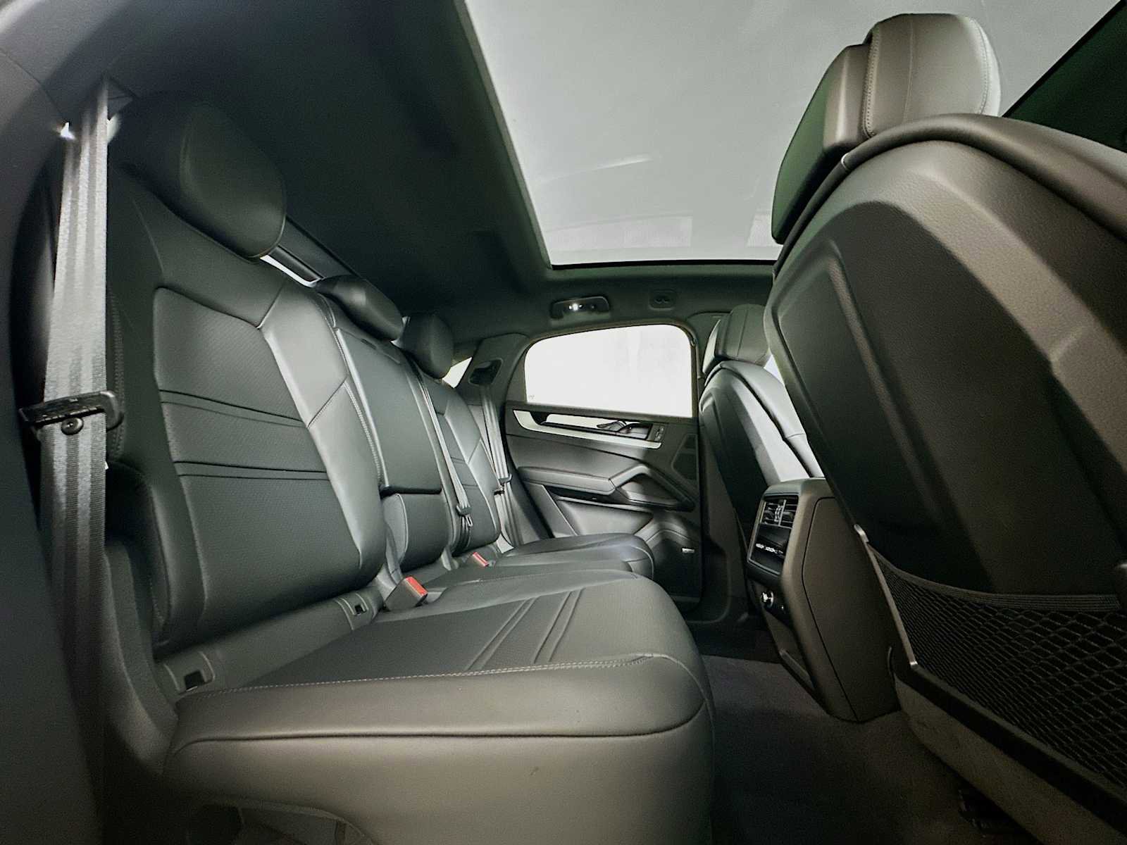 New 2026 Porsche Cayenne Coupe image 28