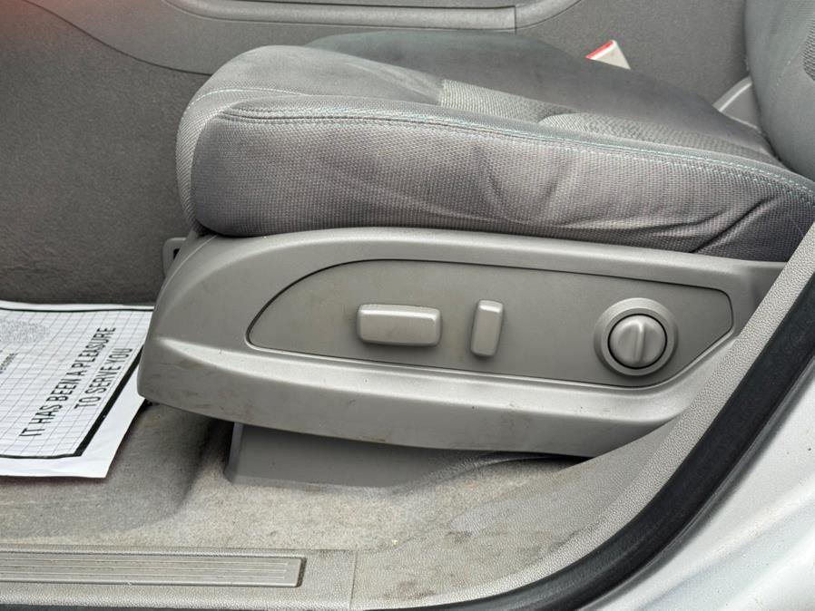 Used 2016 Chevrolet Traverse LS AWD/4WD image 12