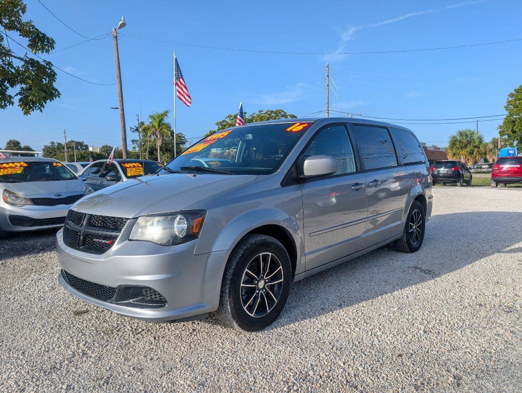 Used 2016 Dodge Grand Caravan SE