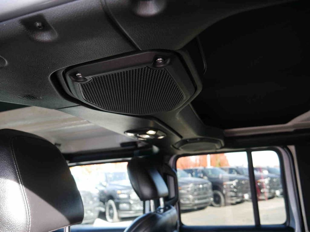 Used 2021 Jeep Wrangler Unlimited Rubicon image 17