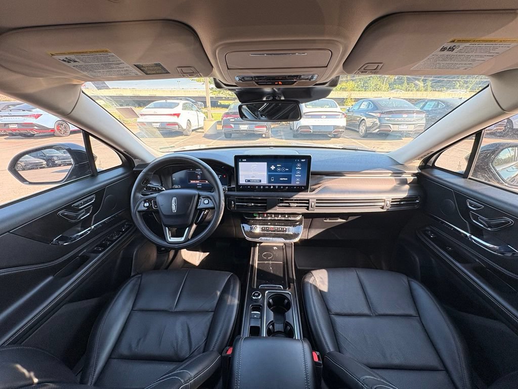 Used 2023 Lincoln Corsair Reserve AWD/4WD image 29