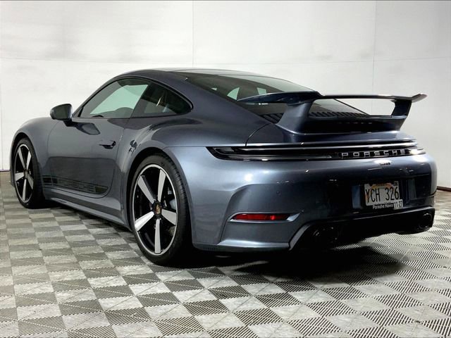 Used 2026 Porsche 911 Carrera image 3