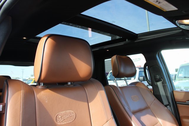 Used 2020 Jeep Grand Cherokee Overland image 35