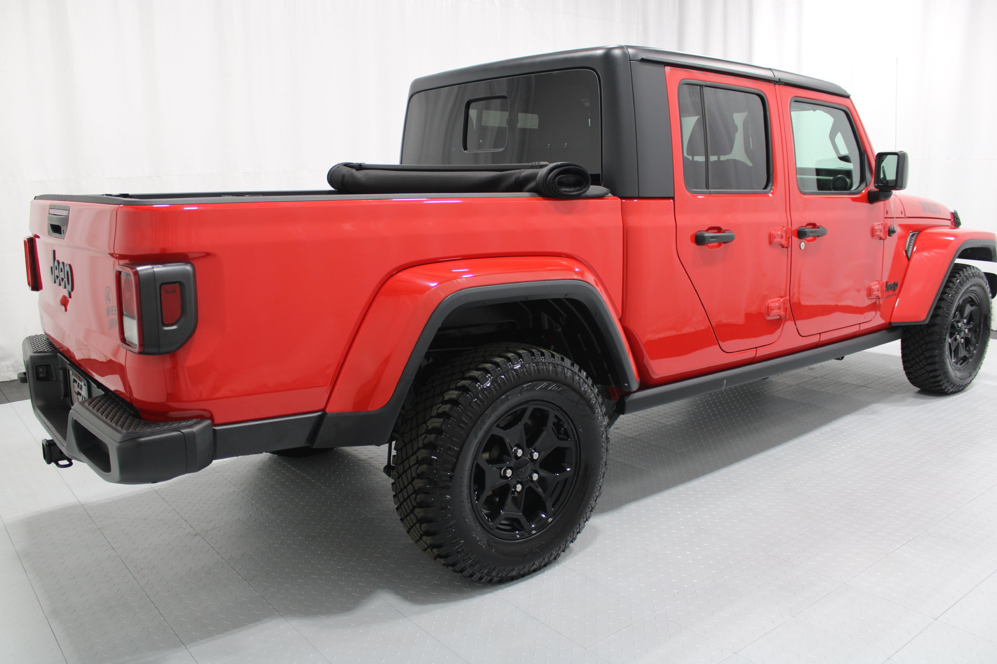 Used 2021 Jeep Gladiator Sport AWD/4WD image 6