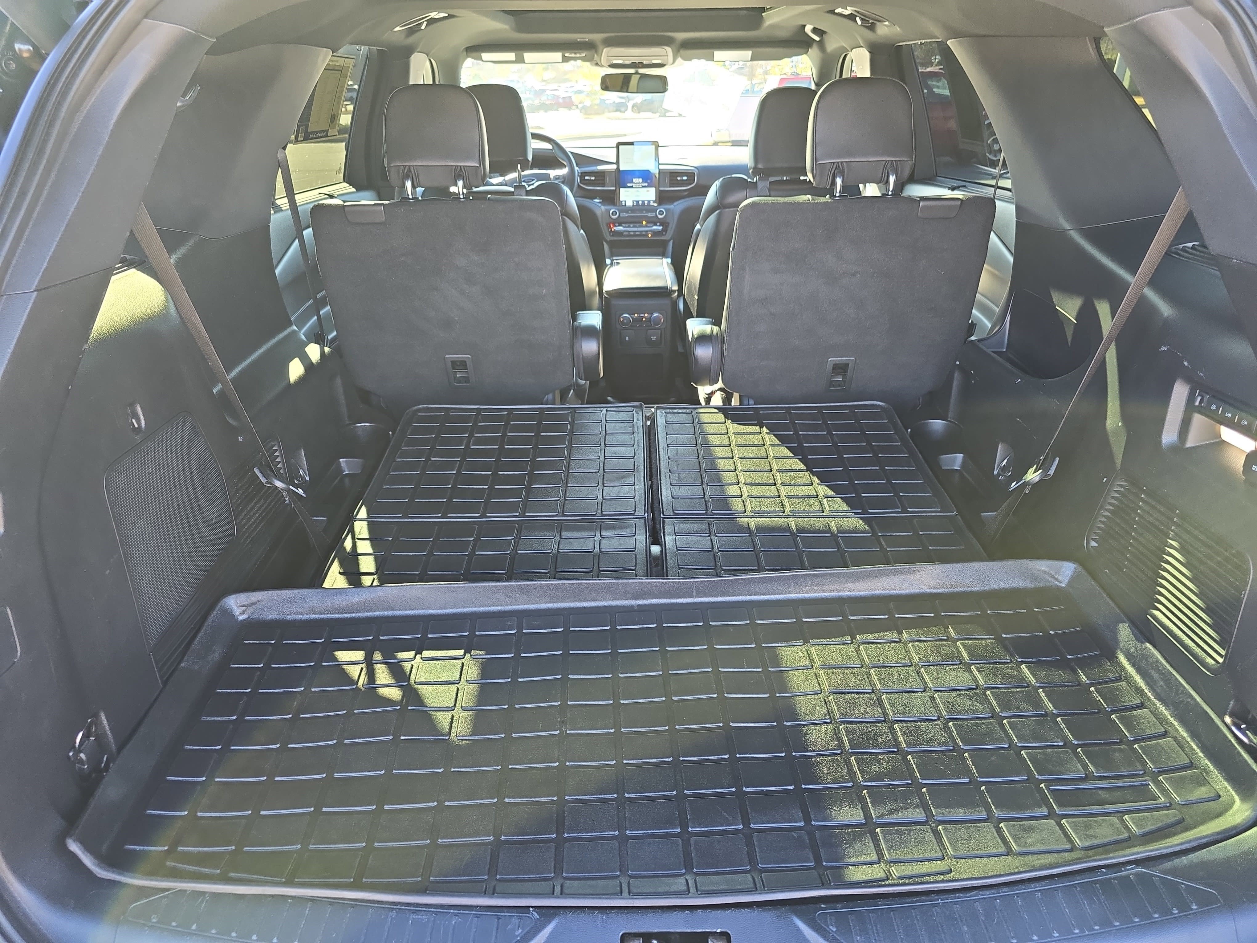 Used 2020 Ford Explorer ST w/ ST Street Pack image 12