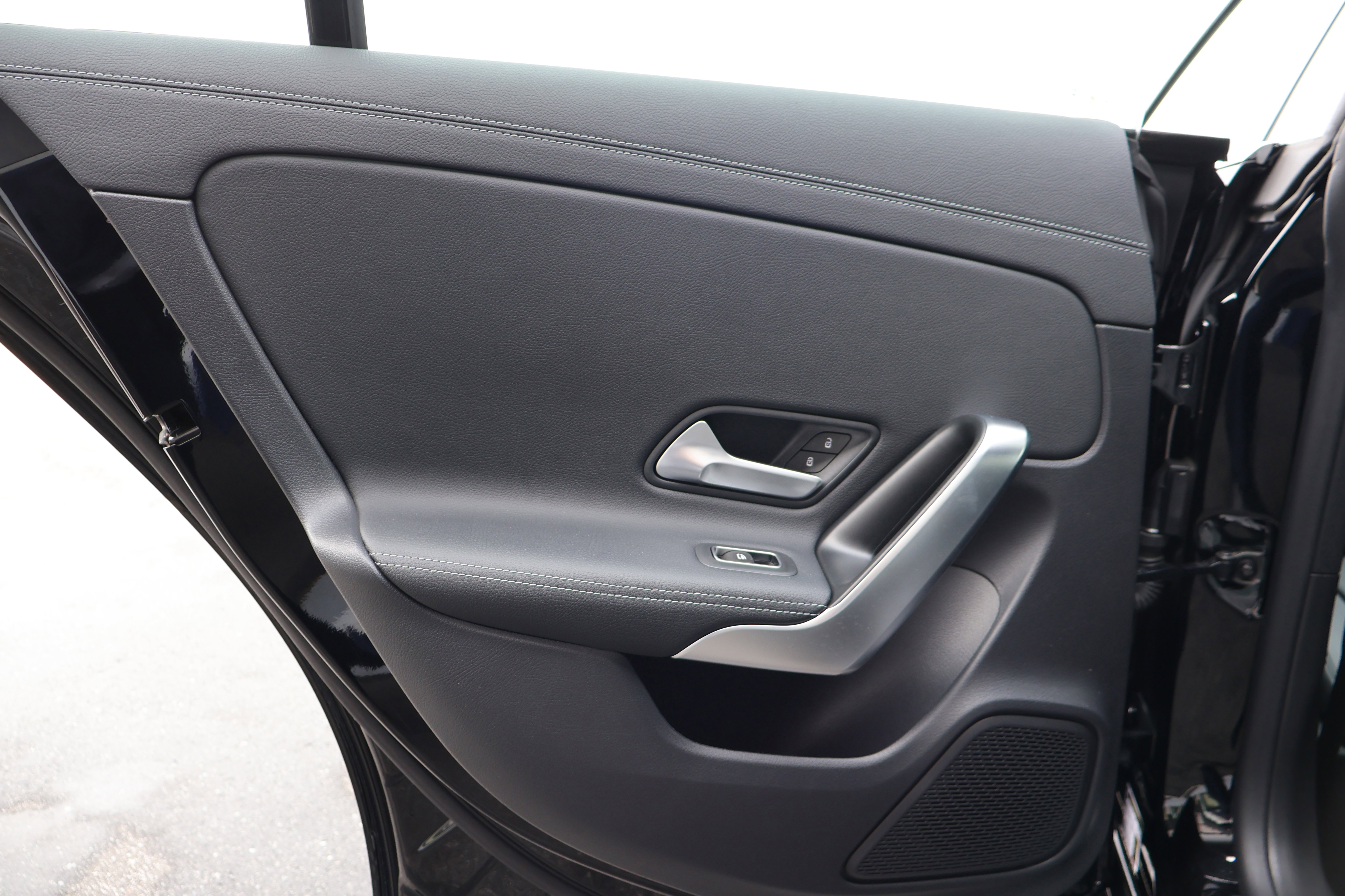 Certified 2024 Mercedes-Benz CLA 250 4MATIC image 16