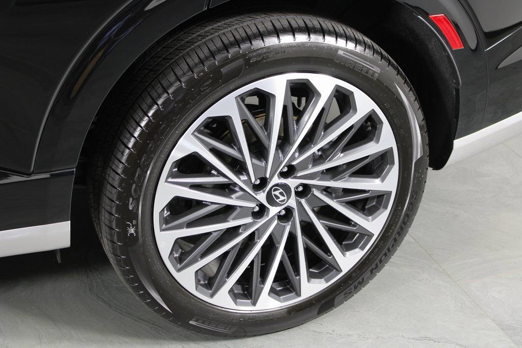 Certified 2026 Hyundai Palisade Calligraphy image 9