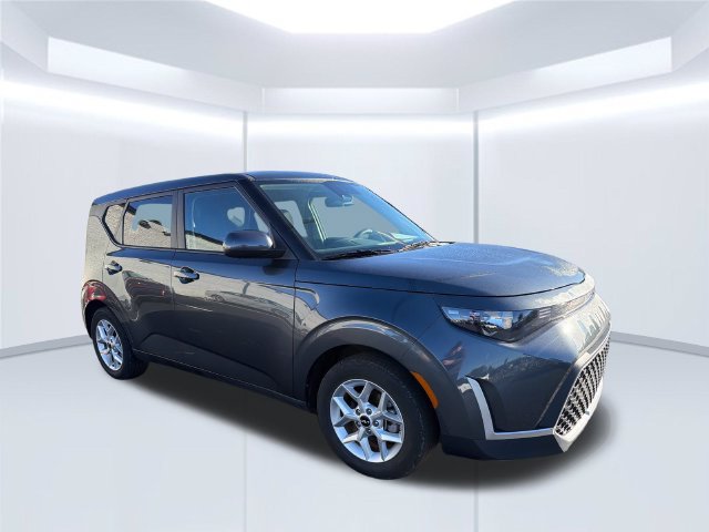 Certified 2024 Kia Soul LX w/ LX Technology Package FWD image 9