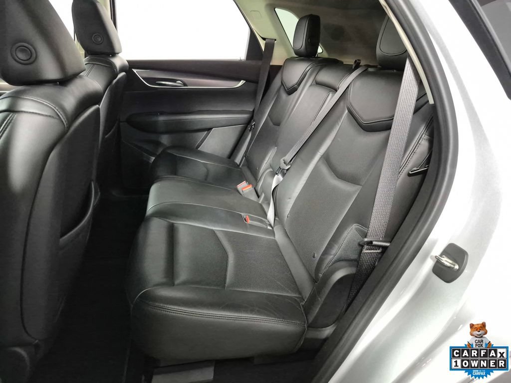 Used 2017 Cadillac XT5 Luxury w/ Driver Awareness Package AWD/4WD image 26