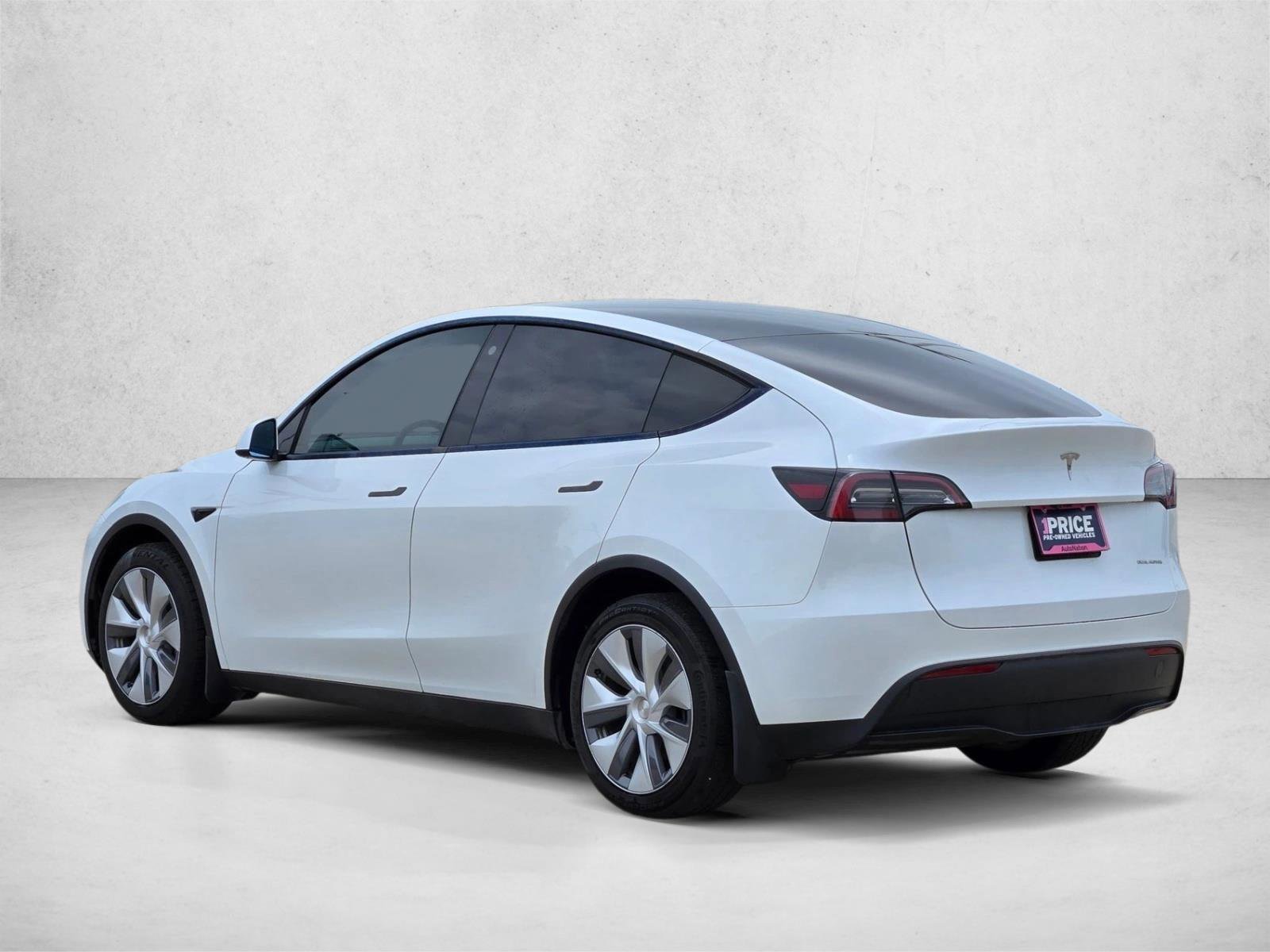 Used 2023 Tesla Model Y Long Range AWD/4WD image 7