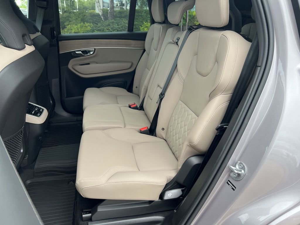 New 2026 Volvo XC90 B6 Plus w/ Protection Package Premier image 29