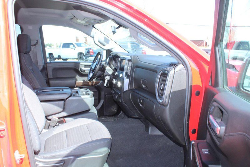 Used 2019 GMC Sierra 1500 SLE w/ Max Trailering Package image 9