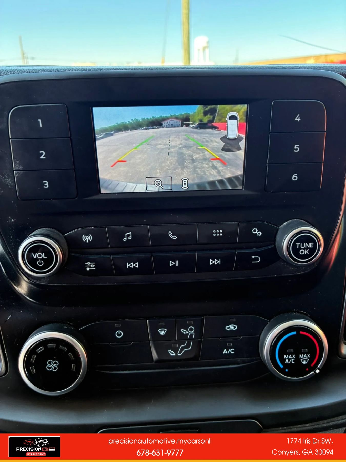 Used 2021 Ford Transit 250 Low Roof RWD image 20