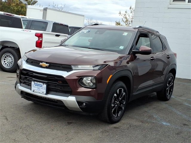 Certified 2023 Chevrolet TrailBlazer LT w/ Convenience Package image 3