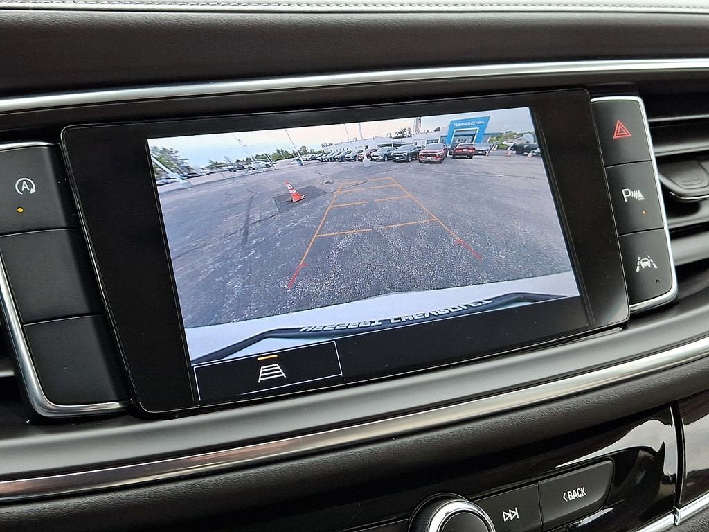 Certified 2023 Buick Enclave Essence FWD image 19