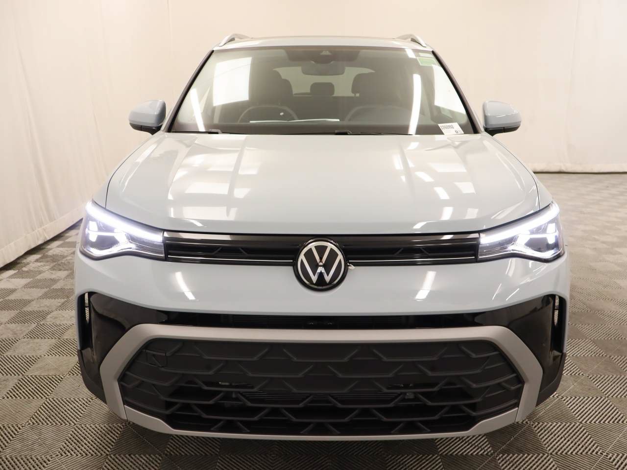 New 2026 Volkswagen Taos SE FWD image 4