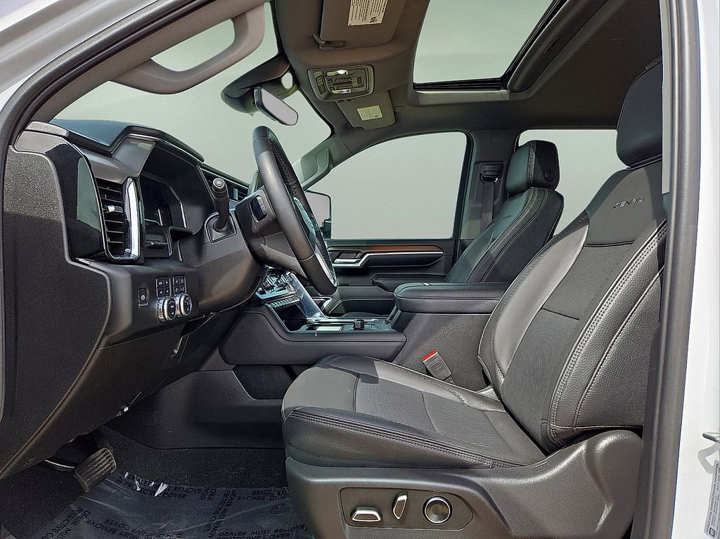 Used 2025 GMC Sierra 3500 Denali w/ Denali Reserve Package image 24