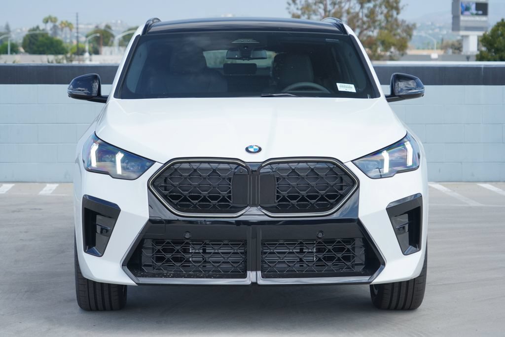 New 2027 BMW X2 xDrive28i AWD/4WD image 2