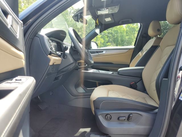 New 2026 Volkswagen Atlas Cross Sport SE image 19