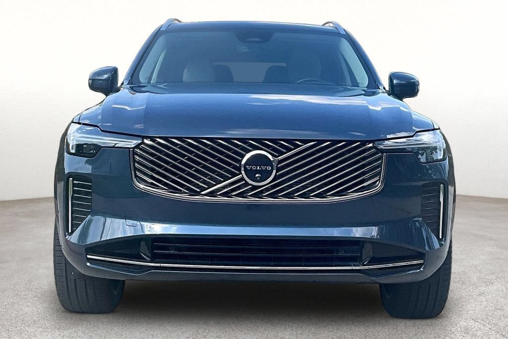 Certified 2026 Volvo XC90 B6 Ultra AWD/4WD image 4