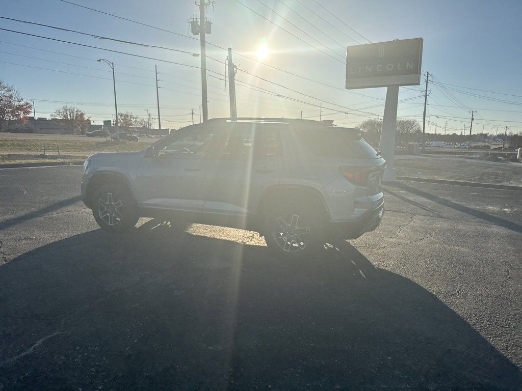 Used 2026 GMC Terrain AT4 image 12