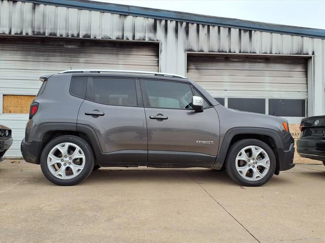 Used 2018 Jeep Renegade Limited FWD image 3