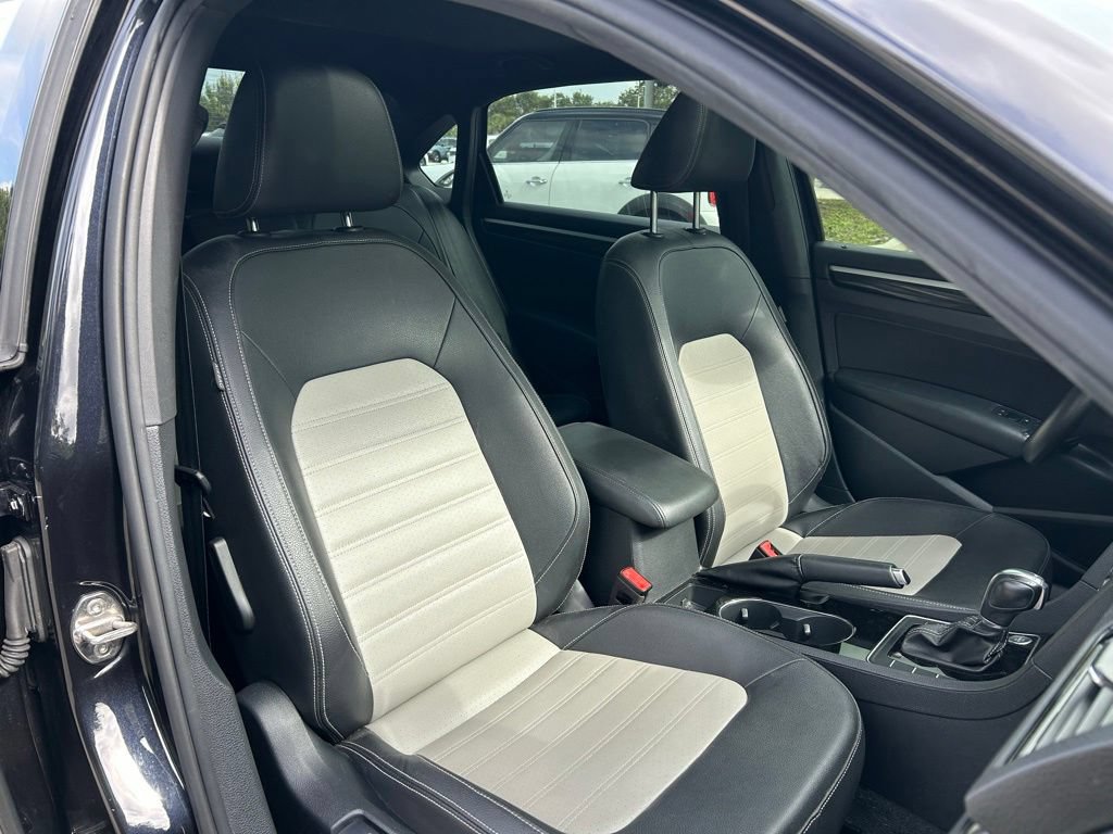 Used 2018 Volkswagen Passat 3.6 FWD image 43