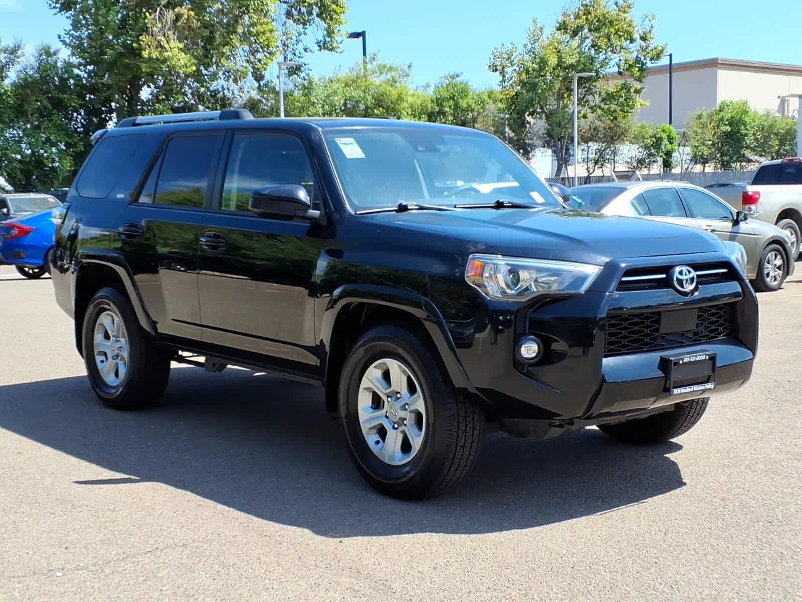 Used 2022 Toyota 4Runner SR5 RWD video 3