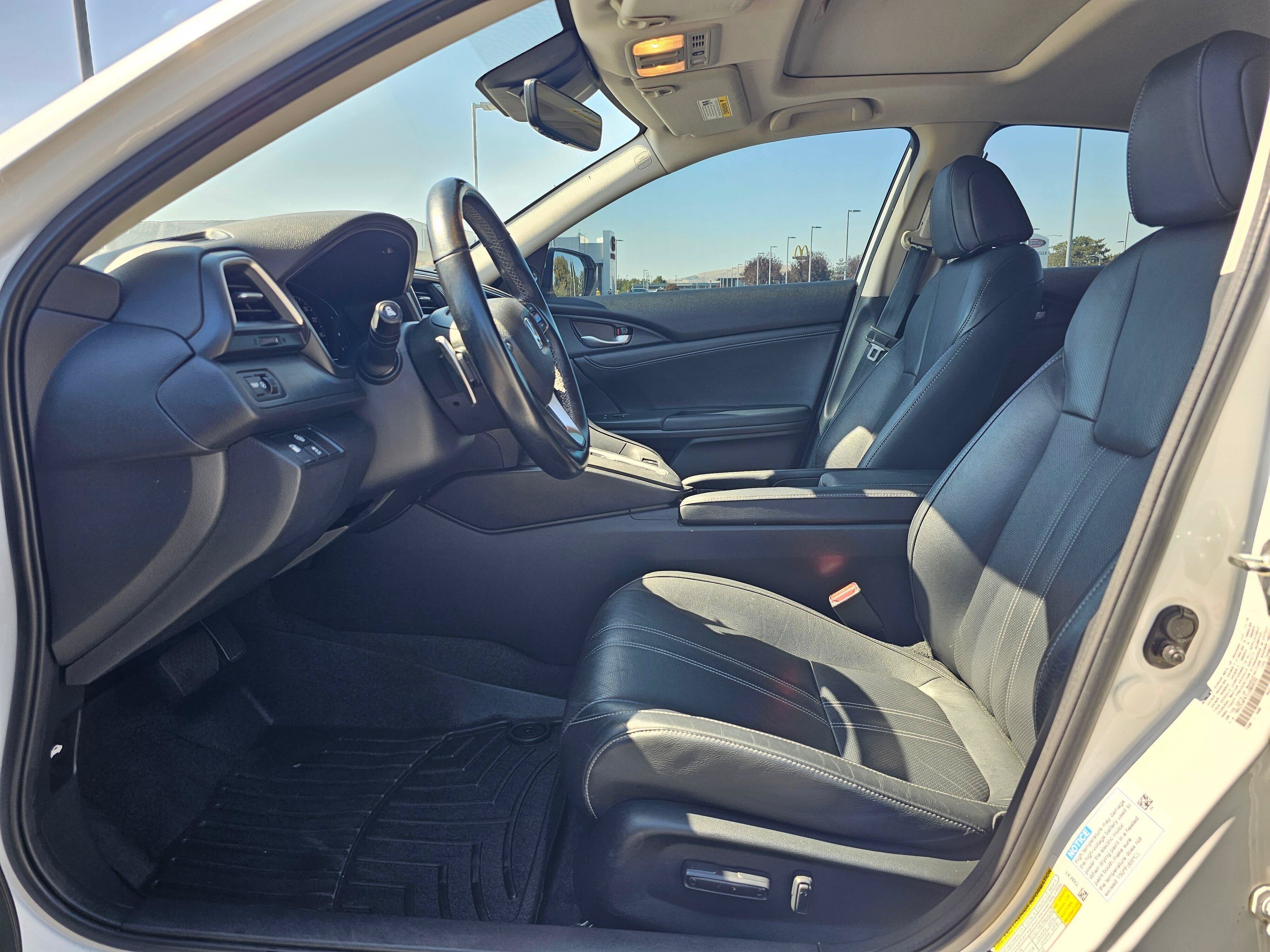 Used 2020 Honda Insight Touring image 19