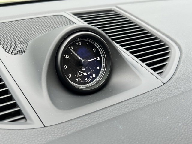 New 2025 Porsche Macan image 28