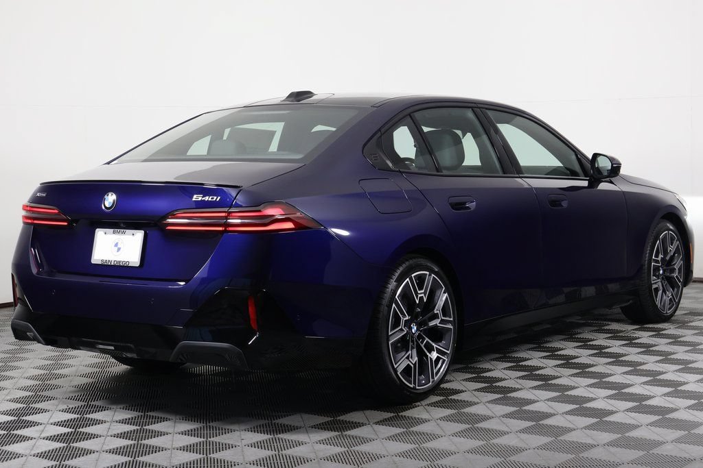 New 2027 BMW 540i xDrive w/ Executive Package AWD/4WD image 2