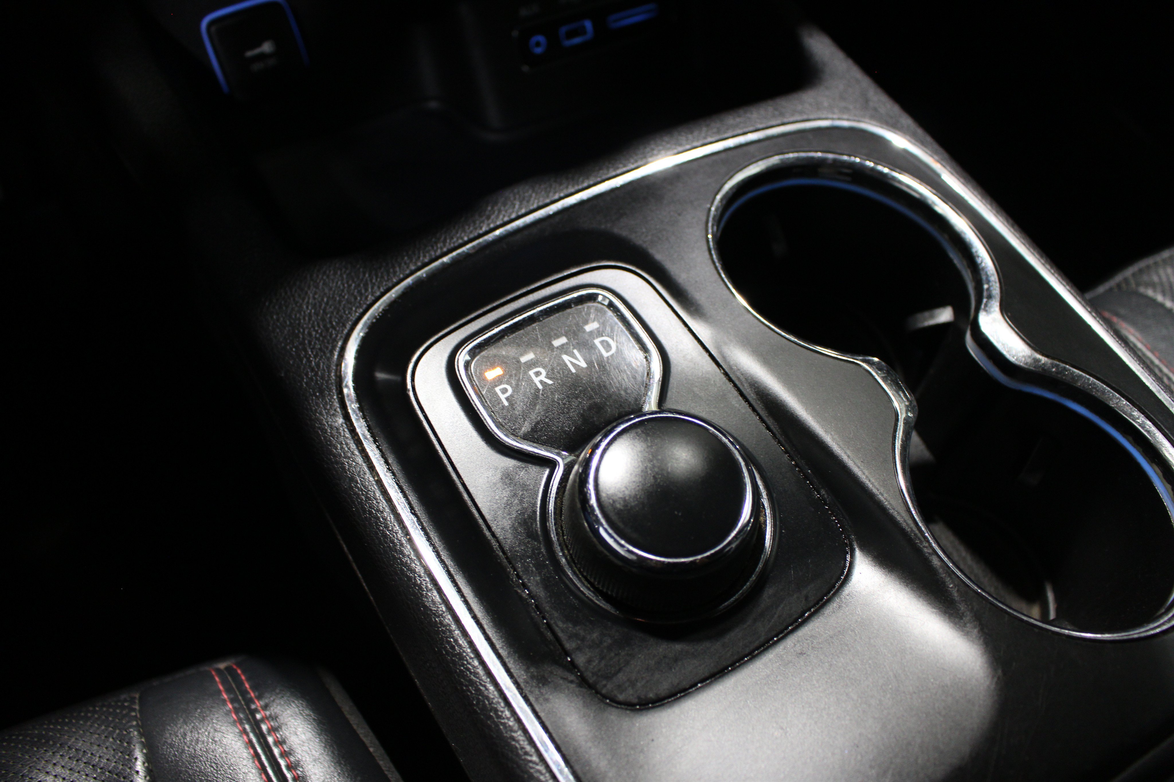 Used 2014 Dodge Durango R/T w/ Premium Nappa Leather Group RWD image 18